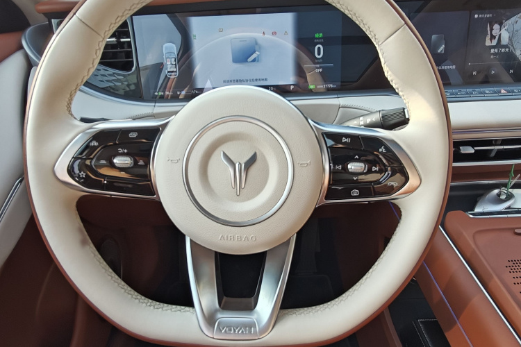 岚图汽车 岚图FREE 2024款 超长续航智驾版中控内饰7005