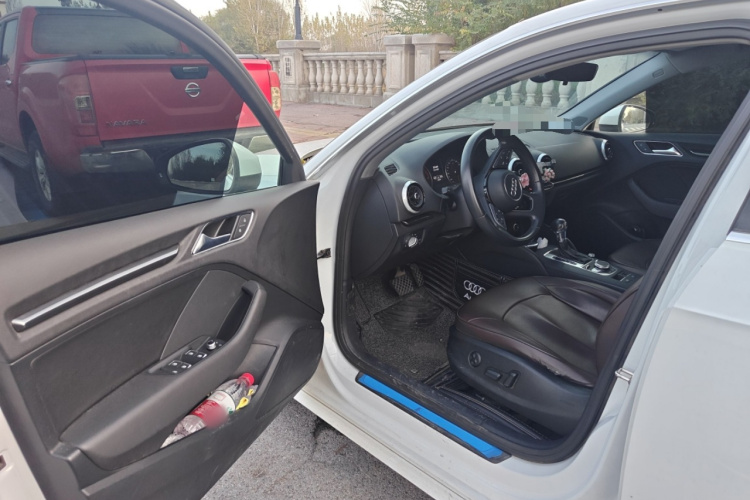 奥迪A3 2019款 Sportback 35 TFSI 时尚型 国VI中控内饰7003