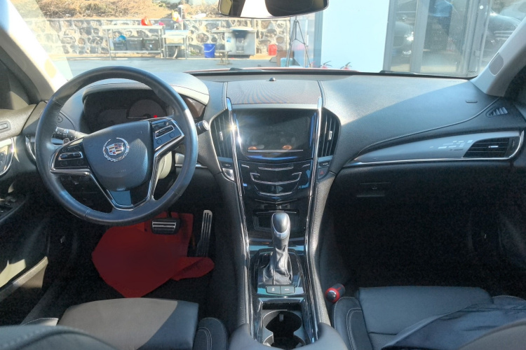 凯迪拉克ATS-L 2014款 28T 领先型 D3运动版中控内饰7002