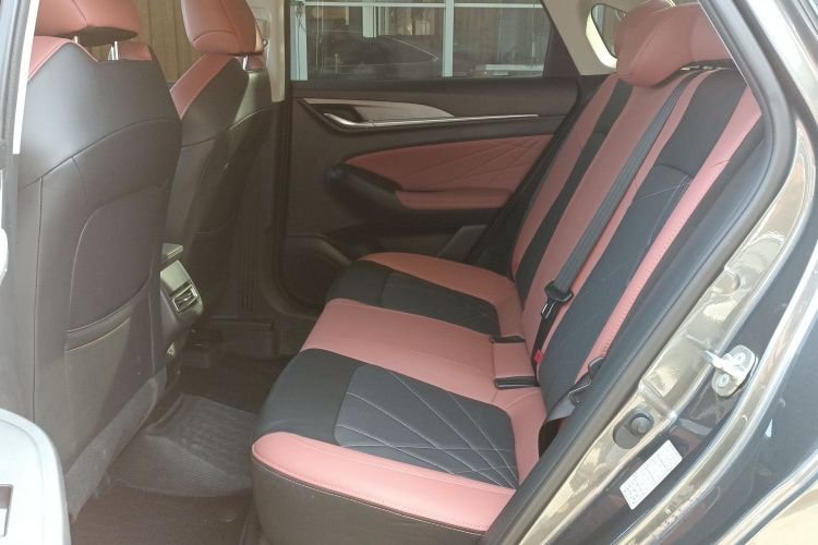 长安 逸动 2024款 PLUS 蓝鲸NE 1.4T GDI DCT高能版中控内饰21