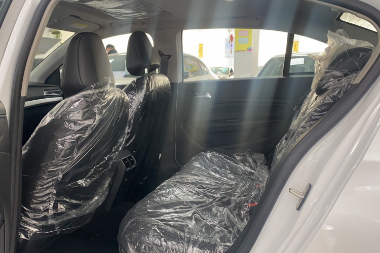 标致408 2020款 360THP 十周年质臻版中控内饰7002