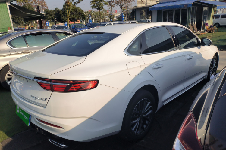 吉利汽车 星瑞 2025款 东方曜 1.5TD 扶摇版车身外观7