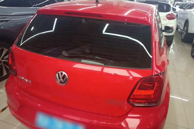 大众 Polo 2016款 1.4L 自动风尚型车身外观7