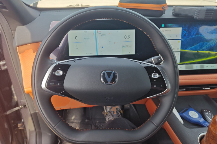 长安CS75 PLUS 2025款 第四代 1.5T 新蓝鲸 智慧尊享型局部细节13