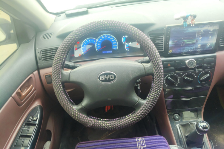 比亚迪F3 2018款 1.5L 手动经典型中控内饰13