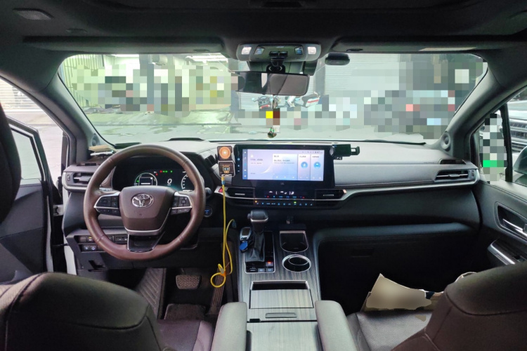 丰田 赛那SIENNA 2021款 2.5L混动 铂金版中控内饰12