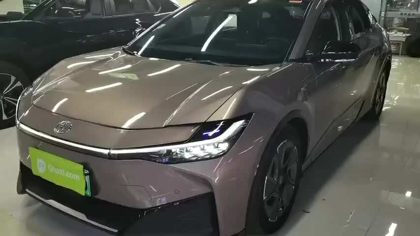 丰田bZ3 2023款 616km 长续航Premium实拍1