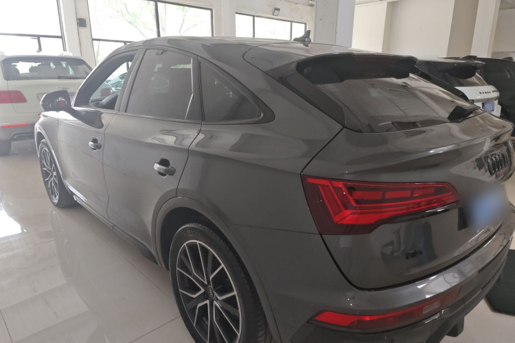奥迪SQ5 Sportback 2023款 3.0 TFSI quattro车身外观4