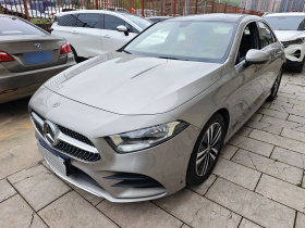 奔驰A级 2019款 A 180 L 运动轿车