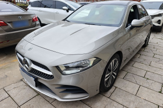 奔驰A级 2019款 A 180 L 运动轿车