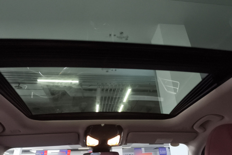 宝马3系 2025款 330Li M运动曜夜套装中控内饰22