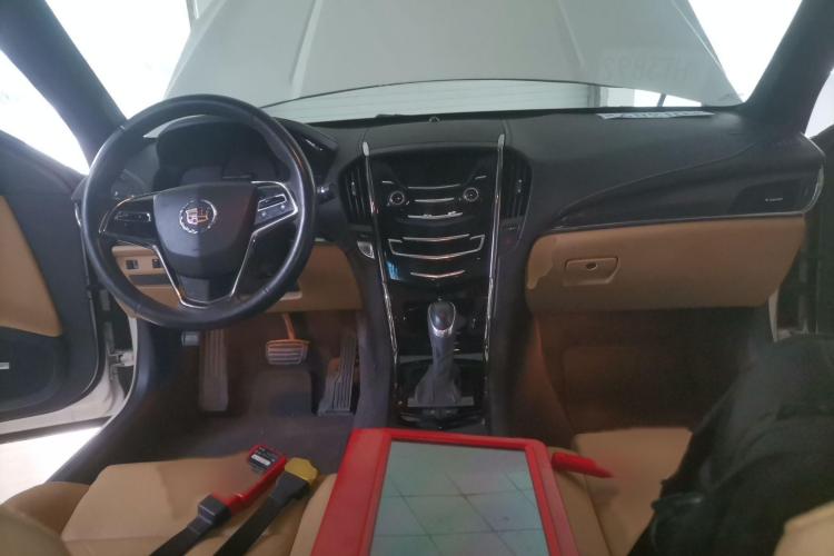 凯迪拉克ATS(进口) 2014款 28T 舒适型中控内饰7002