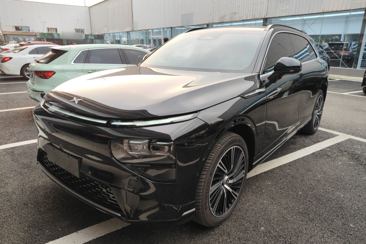 小鹏G9 2024款 702 Pro车身外观1