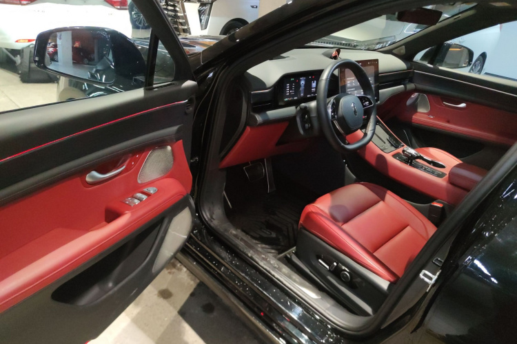 鸿蒙智行 问界M5 2024款 增程 Max 后驱高阶智驾版中控内饰7002