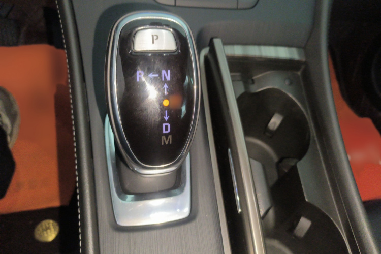 别克 君越 2022款 552T 豪华型局部细节18