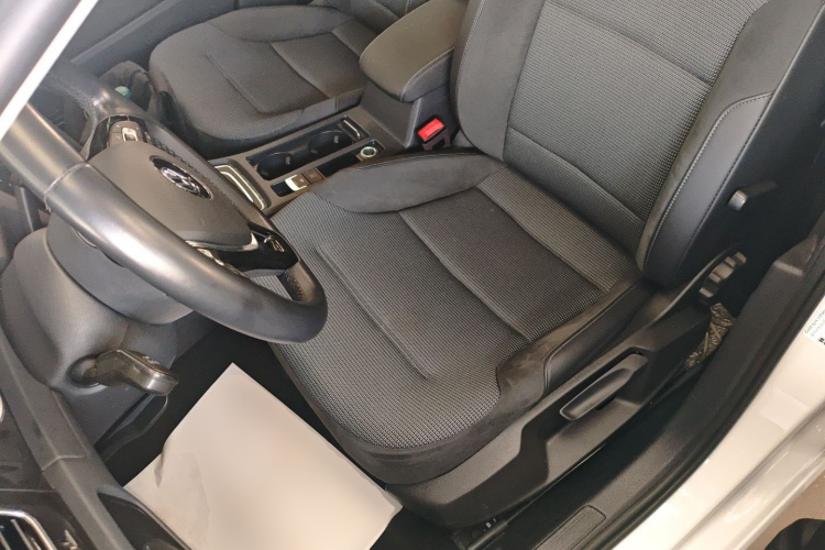 大众 高尔夫 2020款 挚爱版 280TSI DSG舒适型中控内饰19