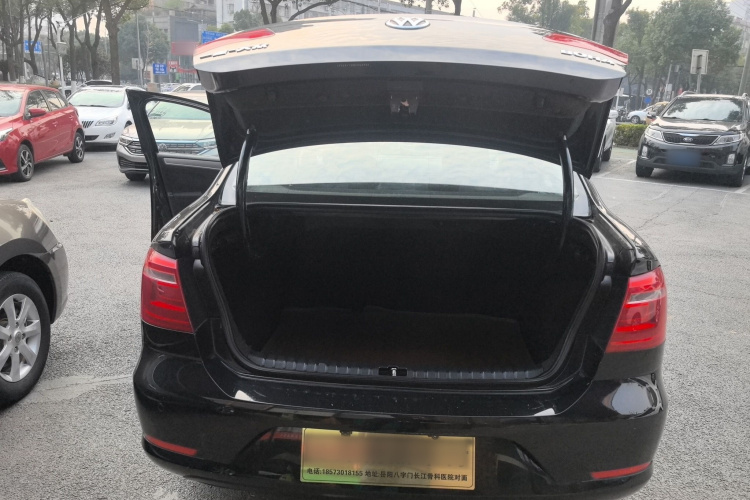 大众 宝来 2014款 1.6L 手动时尚型局部细节23