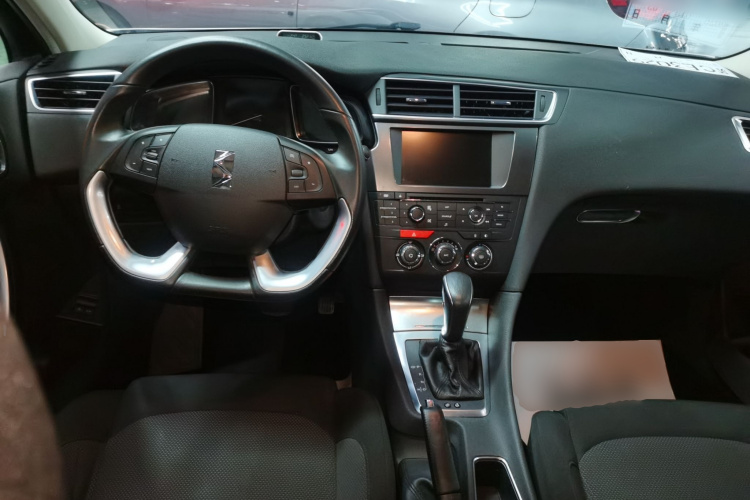 DS 5LS 2015款 1.6T 风尚版THP160中控内饰12