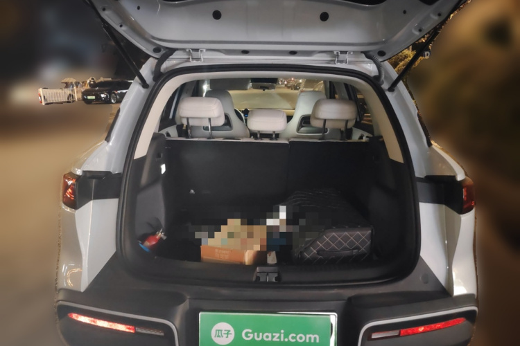 比亚迪 元UP 2025款 智驾版 401KM 活力版中控内饰23