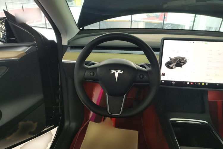 特斯拉 Model Y 2022款 改款 后轮驱动版局部细节13