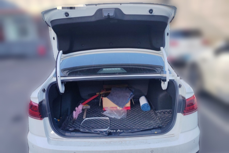 大众 宝来 2023款 200TSI 手动畅行版中控内饰23