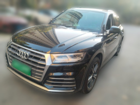 奥迪Q5L 2020款 40 TFSI 荣享时尚型
