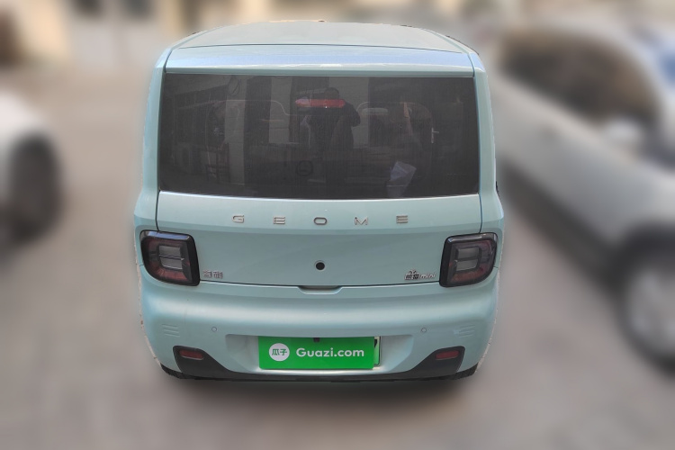 吉利银河 2024款 熊猫mini 200km 龙腾版车身外观6