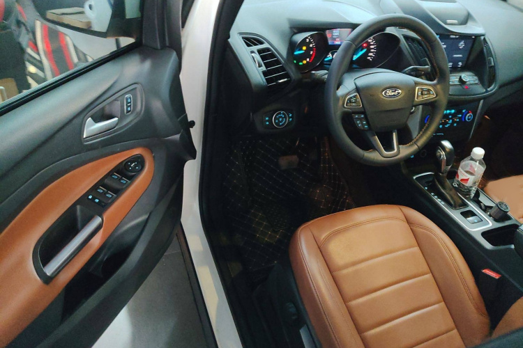 福特 翼虎 2018款 EcoBoost 180 两驱Cognac特别版中控内饰7003