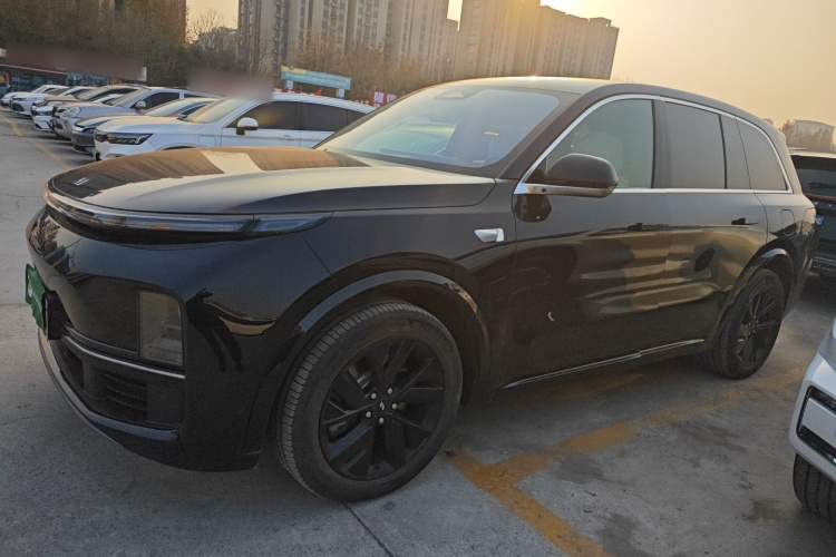 理想汽车 理想L8 2023款 Pro车身外观4