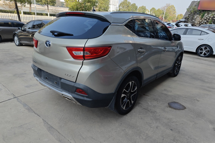 东南DX7 2015款 1.5T 自动豪华型车身外观7