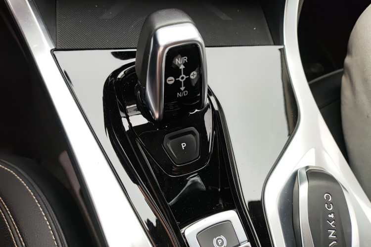 领克01 2017款 2.0T 两驱型Pro版局部细节18