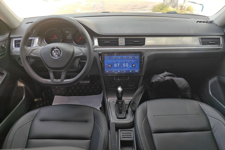 大众 宝来 2018款 1.5L 自动时尚型中控内饰12