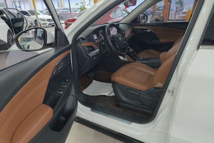 宝沃BX7 2016款 28T 两驱精英版 5座中控内饰7003