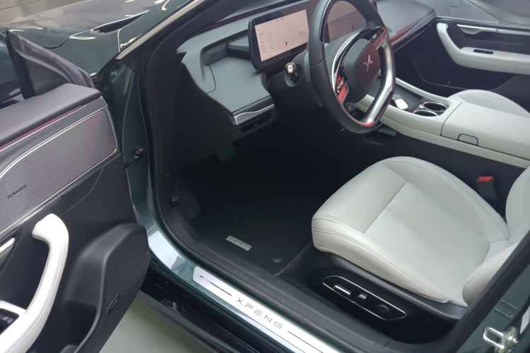 小鹏P7 2023款 P7i 702 Pro中控内饰7003