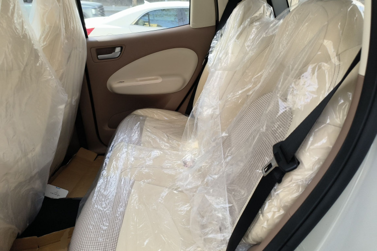 五菱汽车 宏光MINIEV 2025款 四门版 进阶款中控内饰21