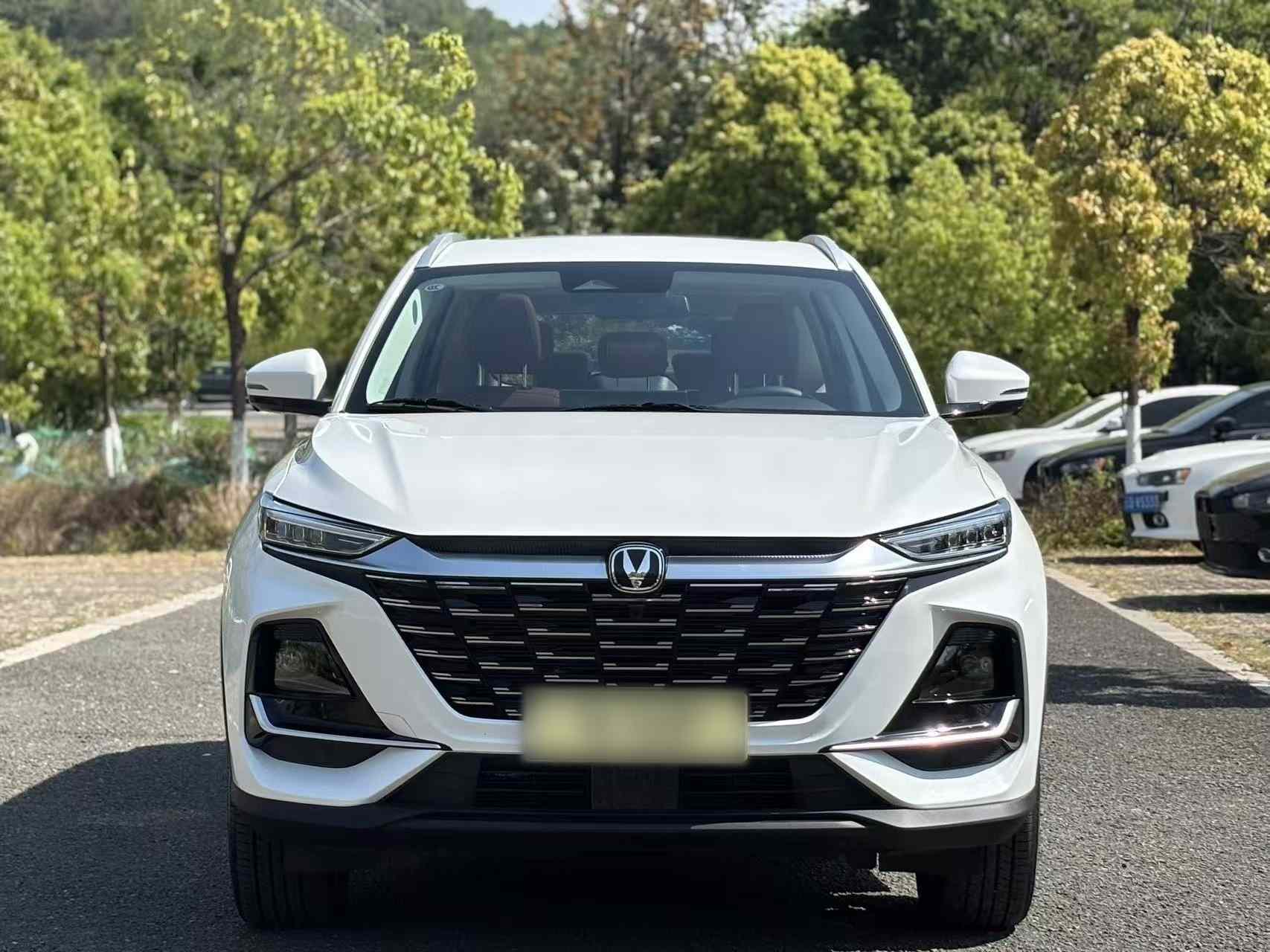 长安CS75 2026款 PRO 1.5T DCT 尊享型 7座(5)