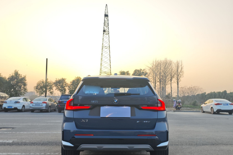 宝马X1 2024款 sDrive25Li X设计套装车身外观6003