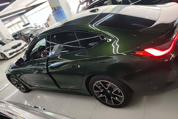 宝马i4 2023款 eDrive40车身外观6003