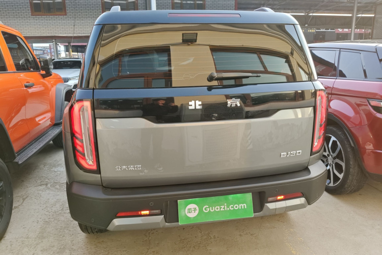 北京越野 北京BJ30 2024款 1.5T 轻野Pro版车身外观6