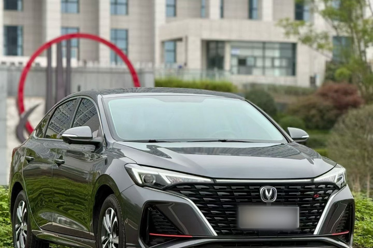 长安 逸动 2024款 PLUS 蓝鲸NE 1.4T GDI DCT高能版车身外观6002