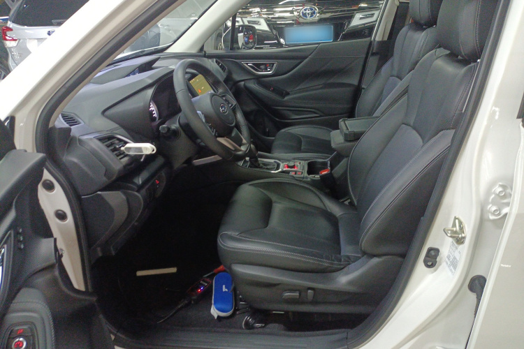 斯巴鲁 森林人 2021款 2.0i 豪华版EyeSight中控内饰19