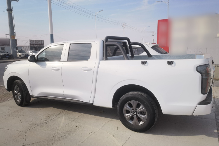 长城 炮 2023款 2.0T商用版手动柴油两驱精英型长箱GW4D20M车身外观6003