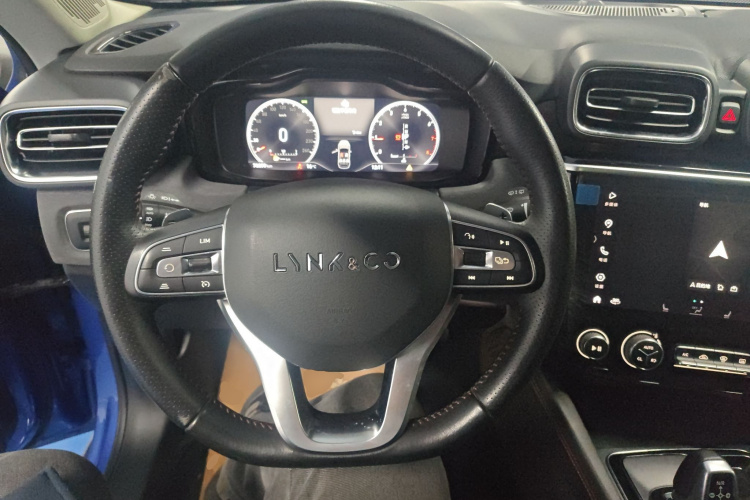 领克02 2018款 1.5T DCT两驱劲Pro版 国V中控内饰13