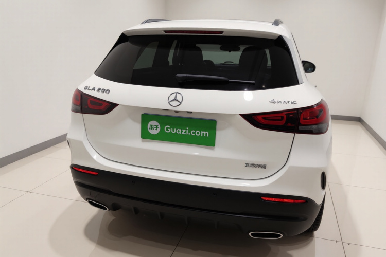 奔驰GLA 2020款 GLA 200 4MATIC车身外观6