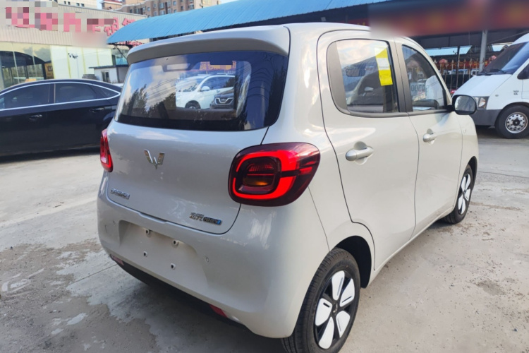 五菱汽车 宏光MINIEV 2025款 四门版 进阶款车身外观7