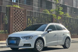 奥迪A3 2018款 30周年年型 Sportback 35 TFSI 风尚型