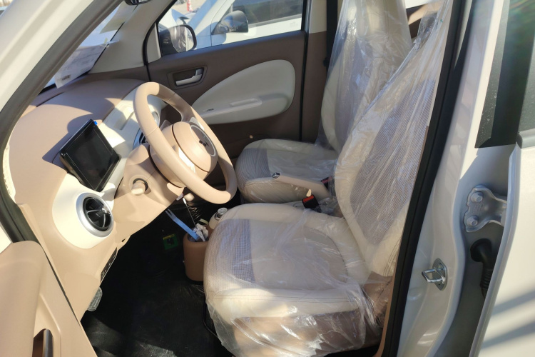 五菱汽车 宏光MINIEV 2025款 四门版 进阶款中控内饰19