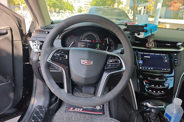 凯迪拉克XTS 2018款 28T 技术型中控内饰13