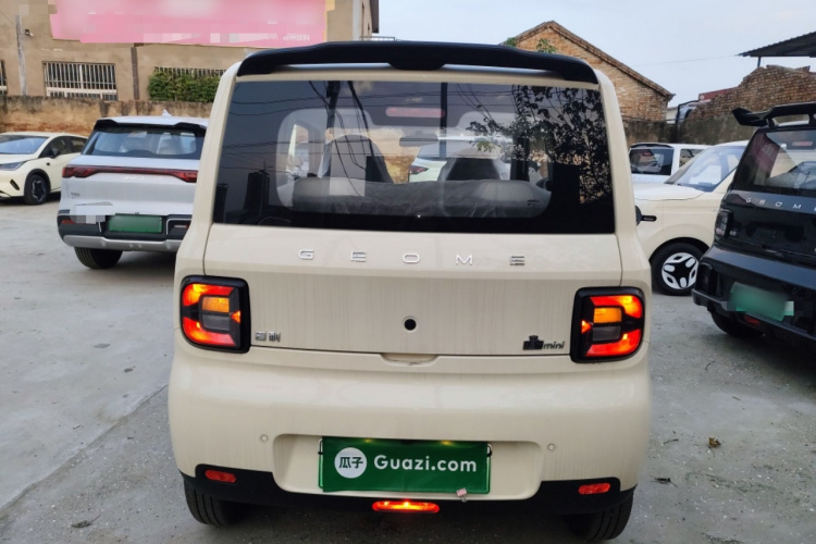 吉利银河 熊猫 2025款 210km 元气熊车身外观6004