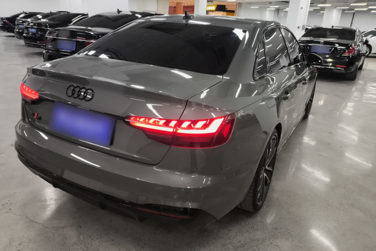 奥迪S4 2023款 S4 3.0TFSI车身外观6005